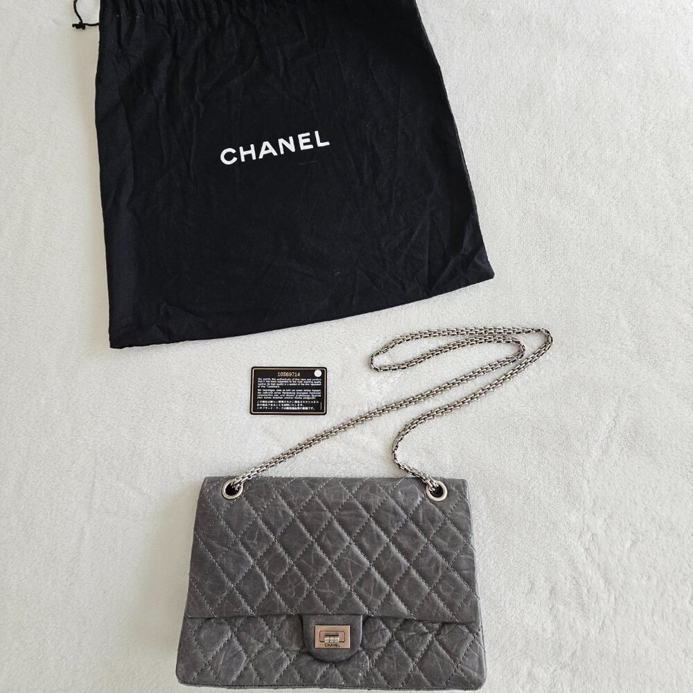 Classic Channel Shoulder bag double flap 255 grey calfskin leather